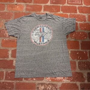 Ford Classic Mustang Gray XL Graphic Tee  Mens Tshirt  Cotton Polyester Soft